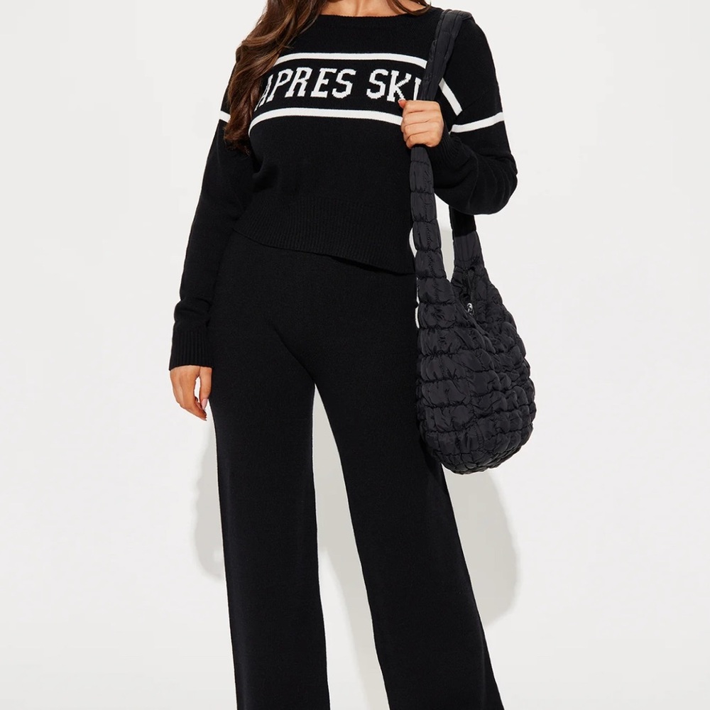 Fashion Nova - Snow Bunny Sweater Pant Set XS - Picture 1 of 1